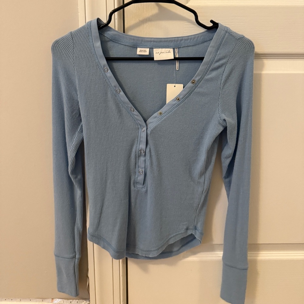 Brand new size XS urban outfitters ribbed long sleeve top